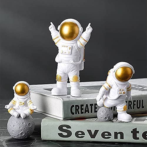 Astronaut Spaceman Fantasy Statue