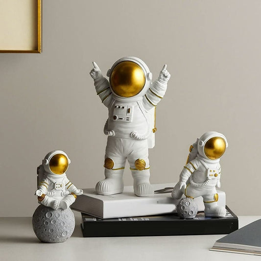 Astronaut Spaceman Fantasy Statue