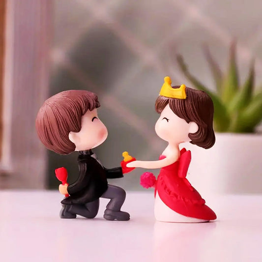 Couple Proposal Miniature Statue