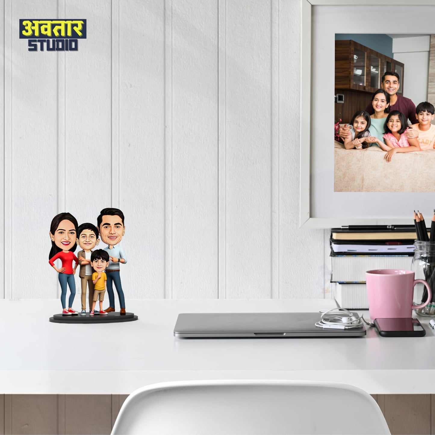 Caricature Photo Frame - Family of Four