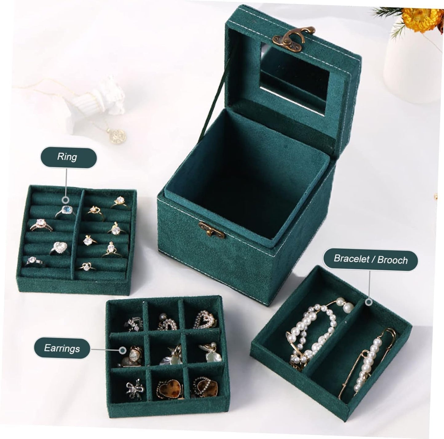 Travel jewelry box