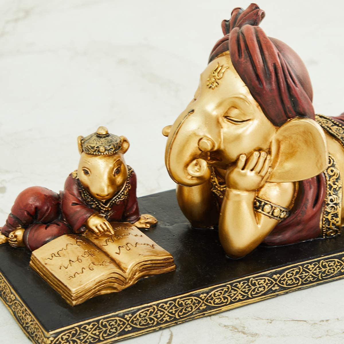 Lord Ganesha Idol With Mouse