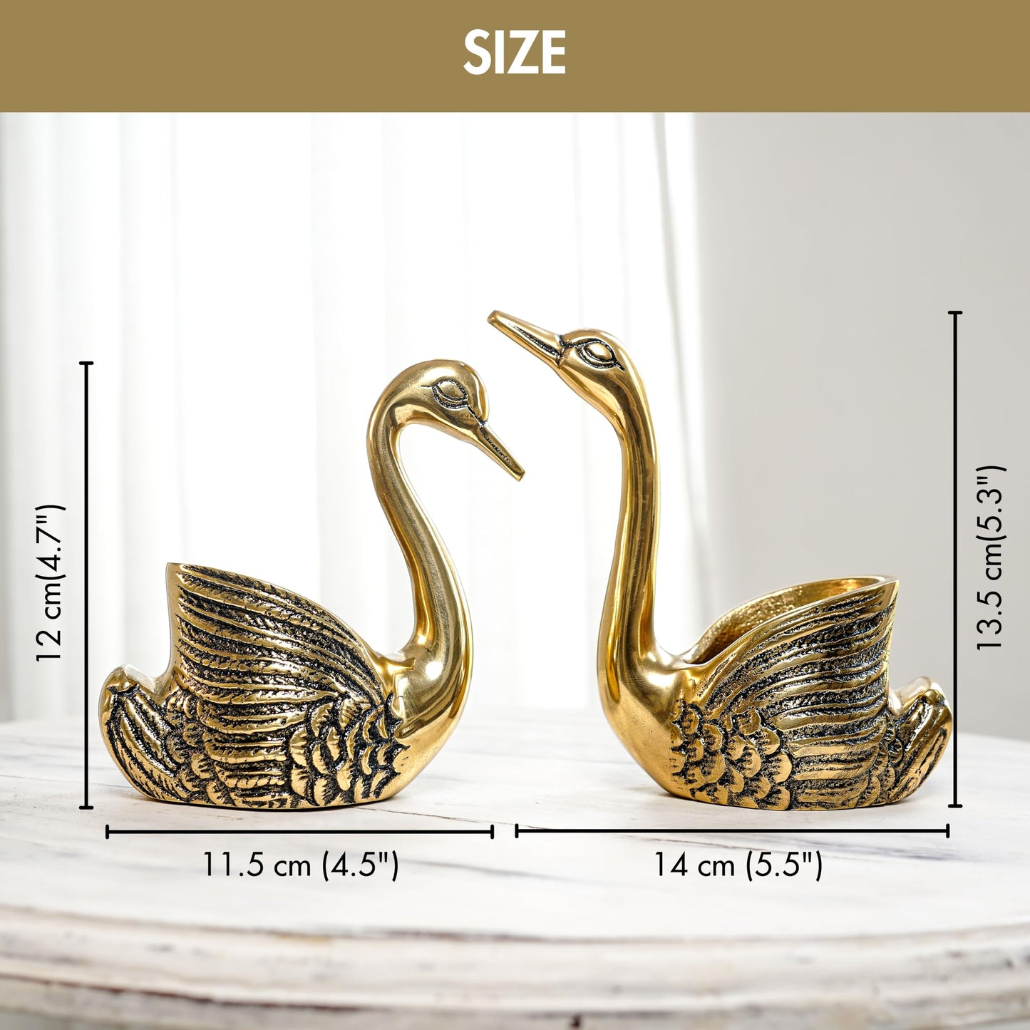 Metal Pair of Swans